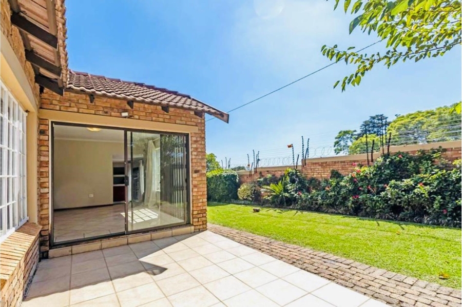 3 Bedroom Property for Sale in Honeydew Grove Gauteng