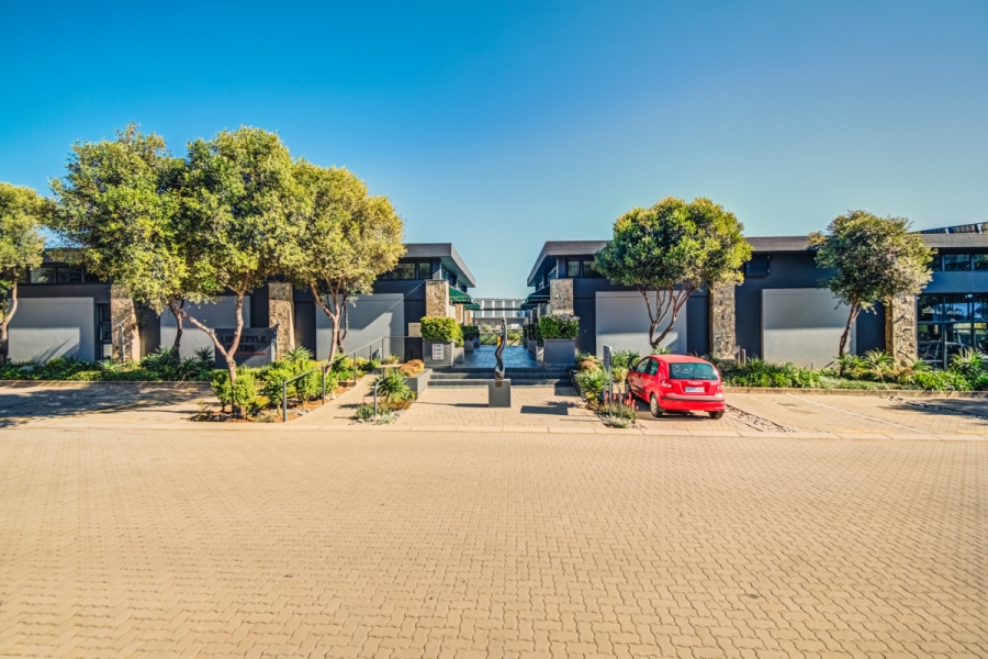 1 Bedroom Property for Sale in Modderfontein Gauteng