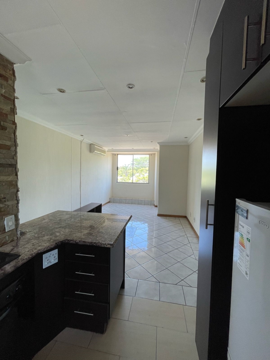 To Let 1 Bedroom Property for Rent in Riviera Gauteng