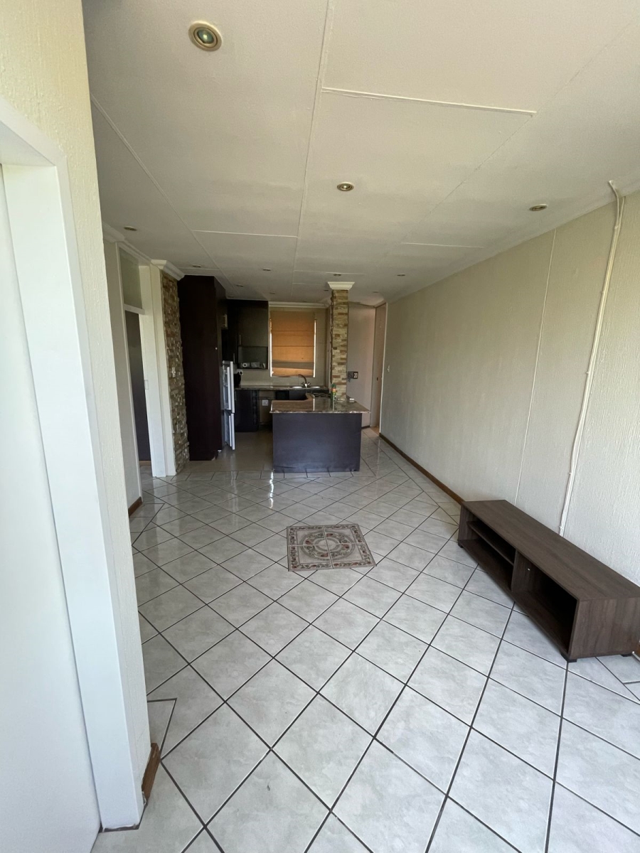 To Let 1 Bedroom Property for Rent in Riviera Gauteng
