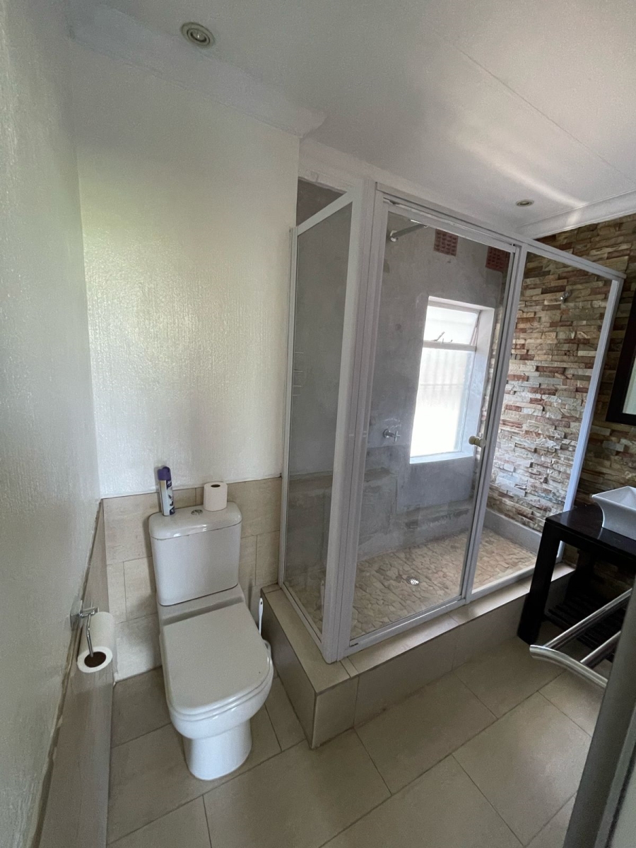 To Let 1 Bedroom Property for Rent in Riviera Gauteng