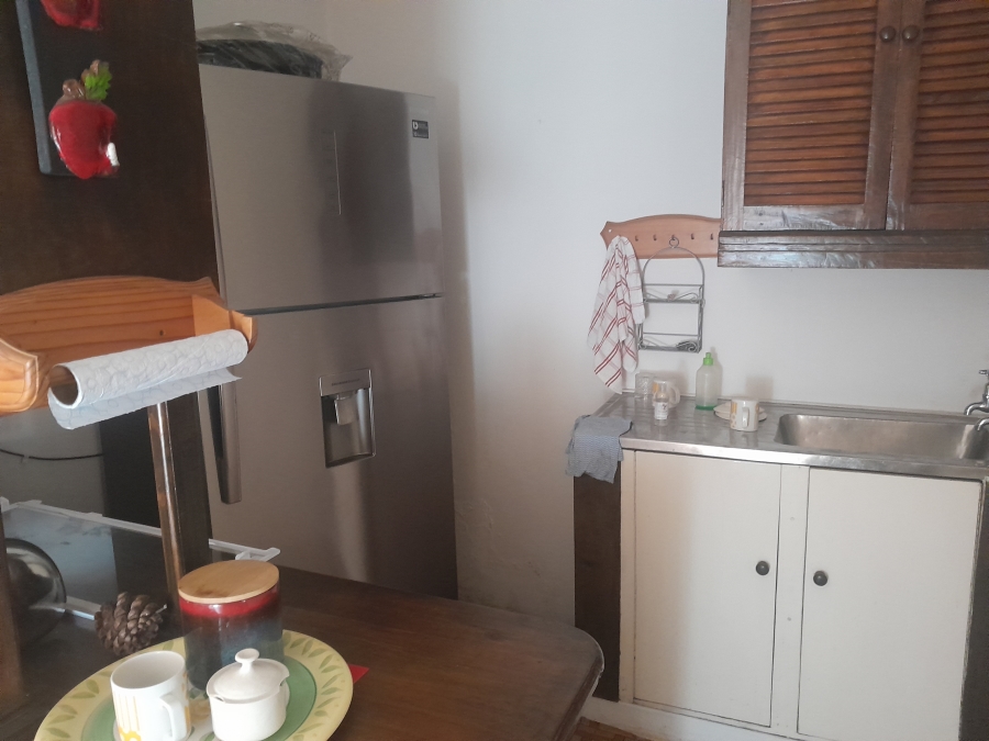 To Let 1 Bedroom Property for Rent in Delville Gauteng