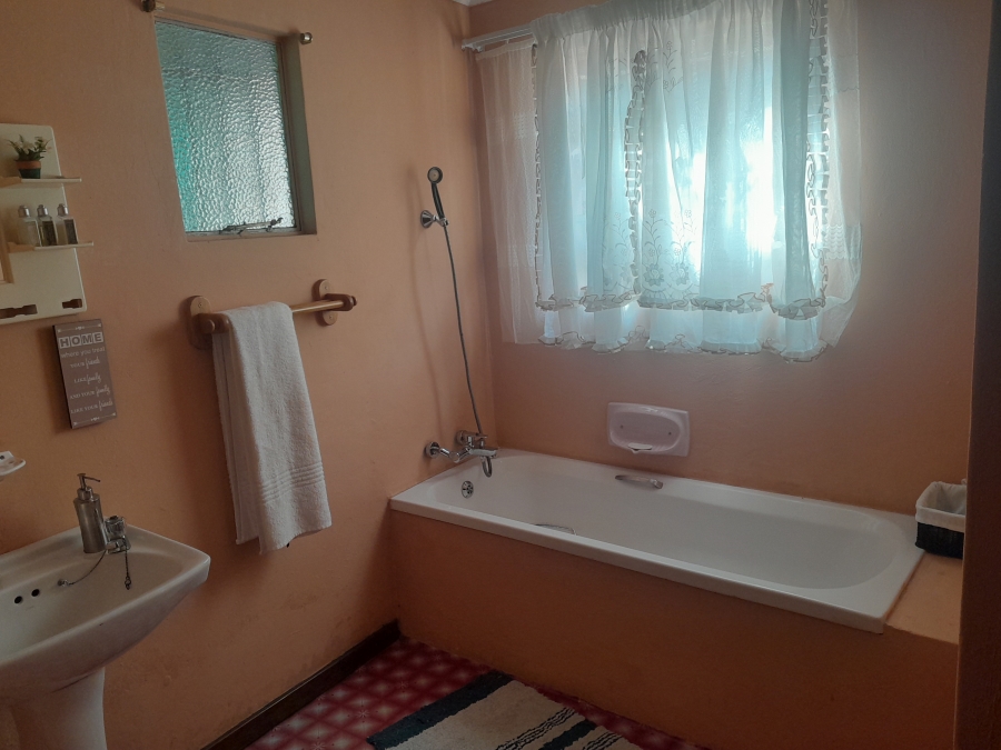 To Let 1 Bedroom Property for Rent in Delville Gauteng