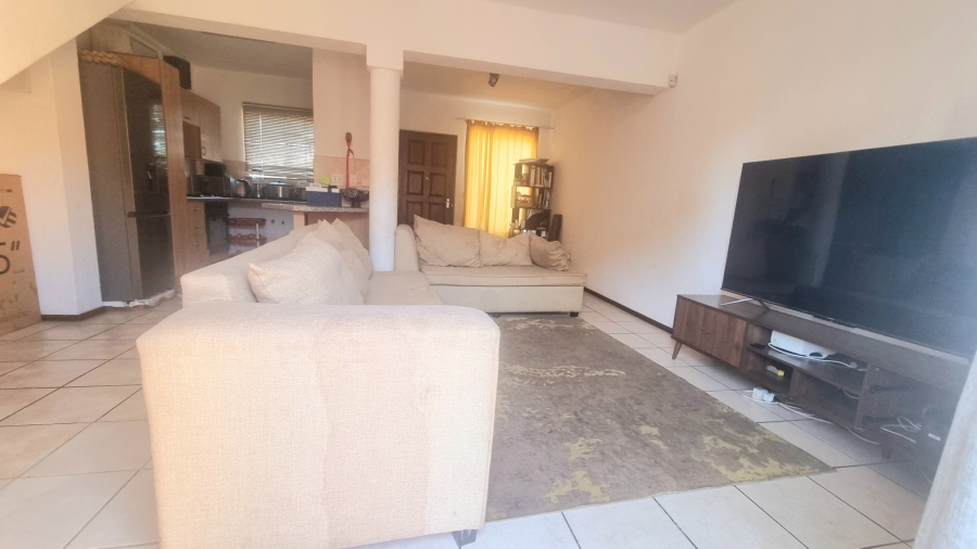 2 Bedroom Property for Sale in Halfway Gardens Gauteng