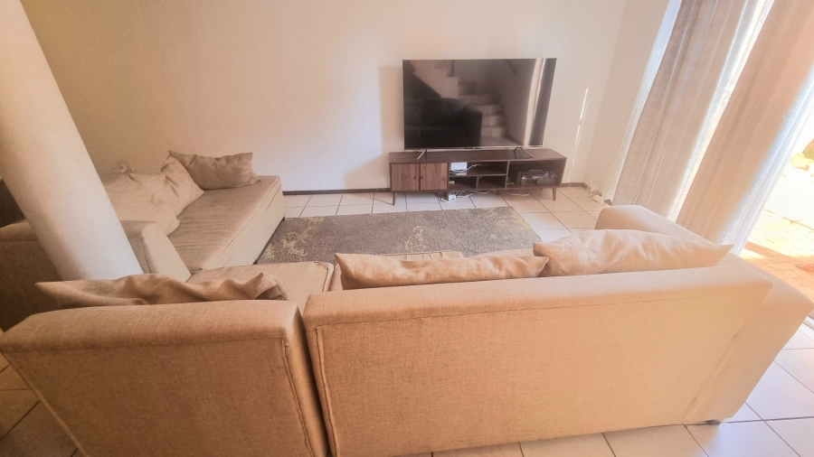 2 Bedroom Property for Sale in Halfway Gardens Gauteng
