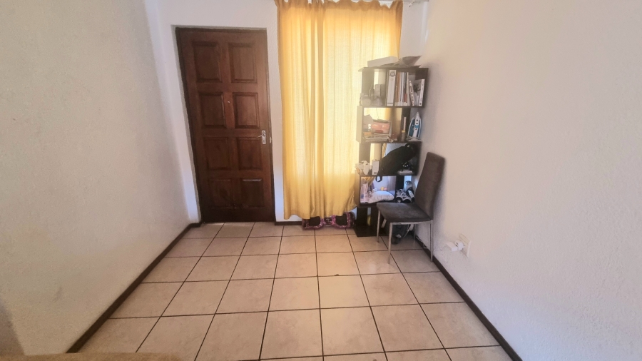 2 Bedroom Property for Sale in Halfway Gardens Gauteng
