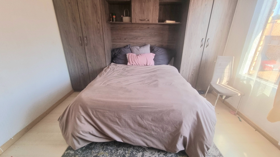 2 Bedroom Property for Sale in Halfway Gardens Gauteng