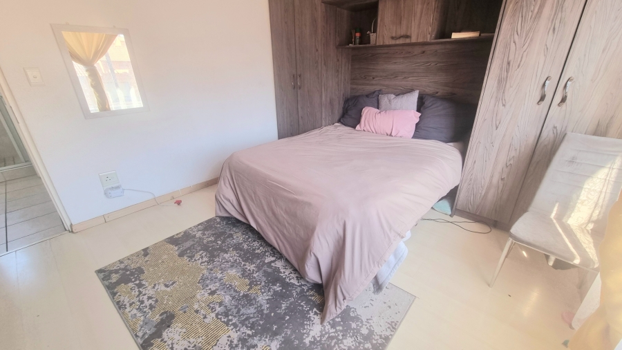 2 Bedroom Property for Sale in Halfway Gardens Gauteng