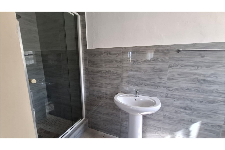 To Let 1 Bedroom Property for Rent in President Park Gauteng