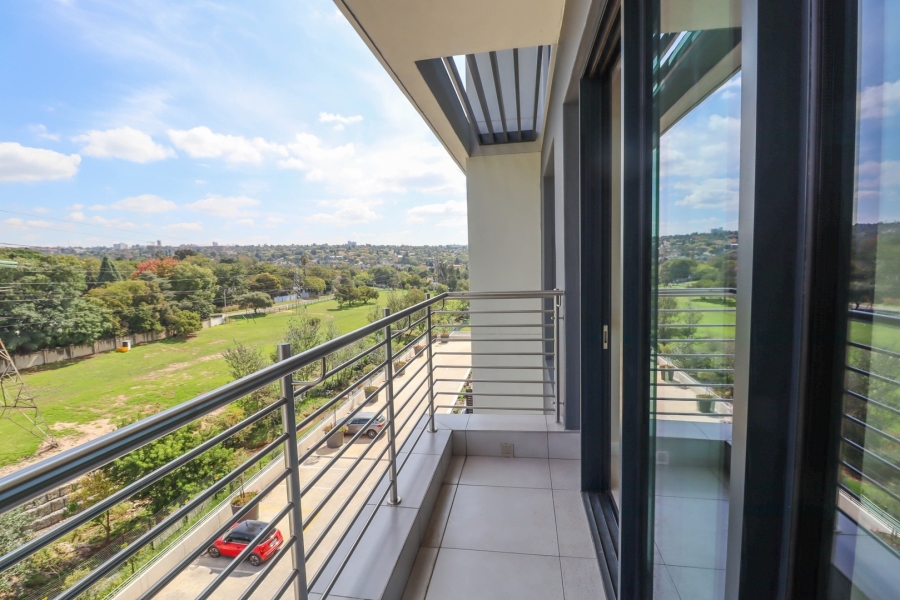 To Let 2 Bedroom Property for Rent in Sandton Central Gauteng