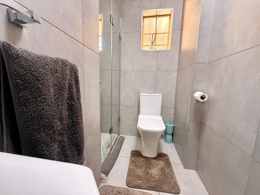 2 Bedroom Property for Sale in Amberfield Gauteng