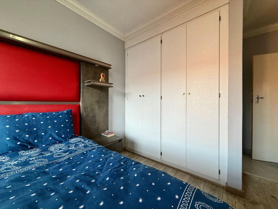 2 Bedroom Property for Sale in Amberfield Gauteng