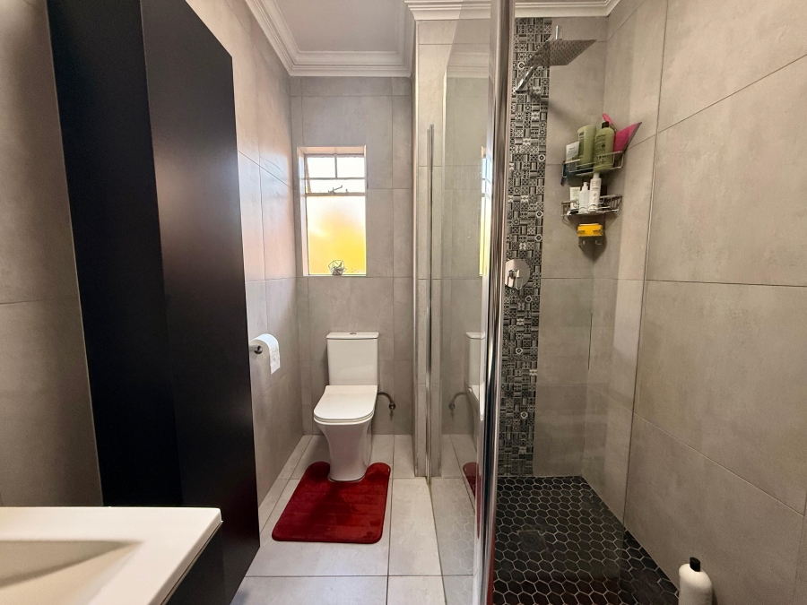 2 Bedroom Property for Sale in Amberfield Gauteng