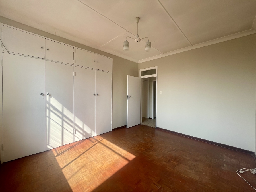 To Let 2 Bedroom Property for Rent in Rosettenville Gauteng