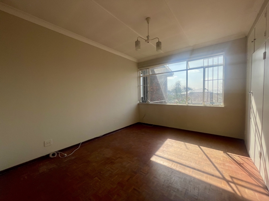 To Let 2 Bedroom Property for Rent in Rosettenville Gauteng