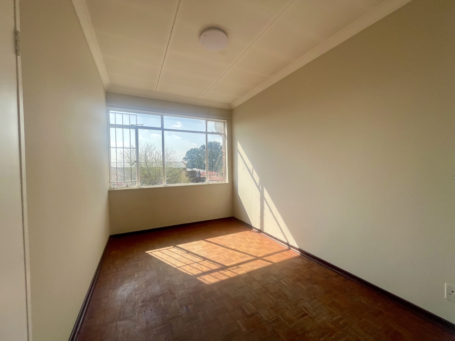 To Let 2 Bedroom Property for Rent in Rosettenville Gauteng