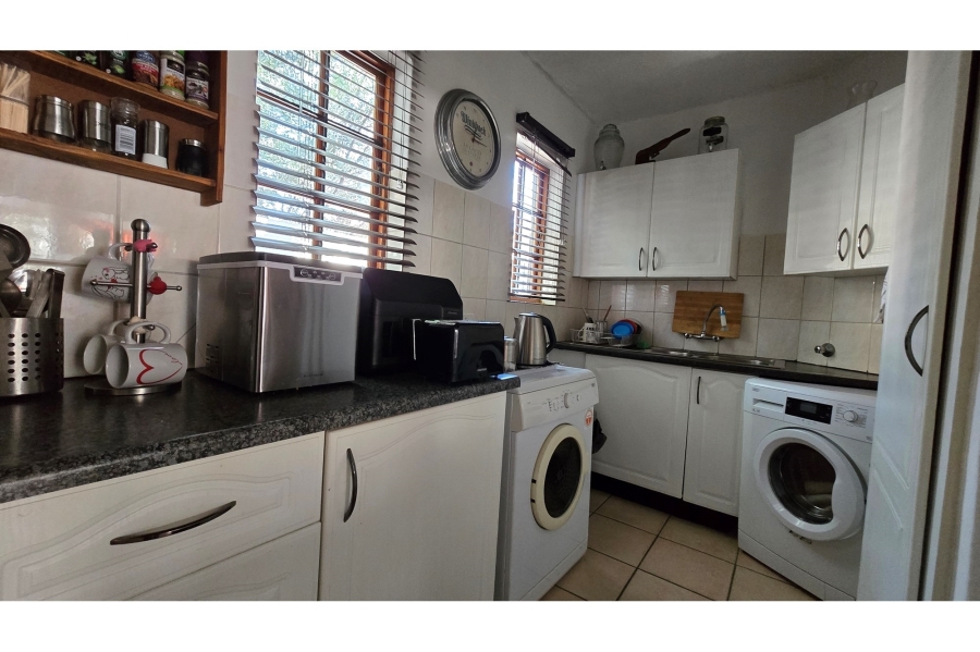 3 Bedroom Property for Sale in Equestria Gauteng