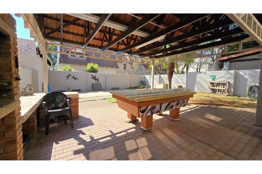 3 Bedroom Property for Sale in Equestria Gauteng
