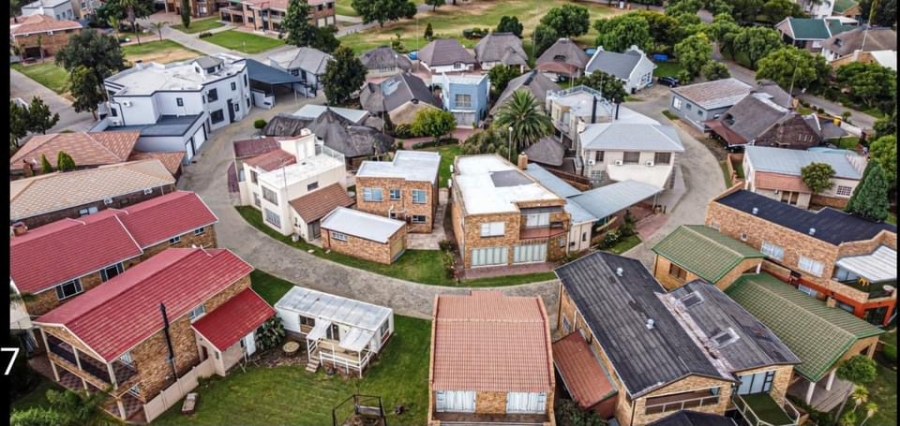 2 Bedroom Property for Sale in Misty Bay Gauteng