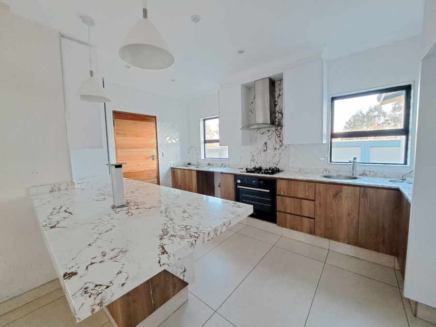 3 Bedroom Property for Sale in Helderwyk Gauteng