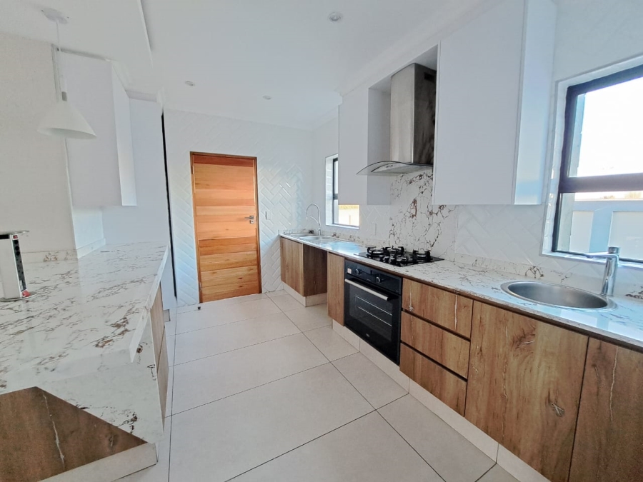 3 Bedroom Property for Sale in Helderwyk Gauteng