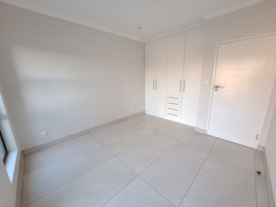 3 Bedroom Property for Sale in Helderwyk Gauteng