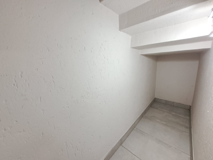3 Bedroom Property for Sale in Helderwyk Gauteng