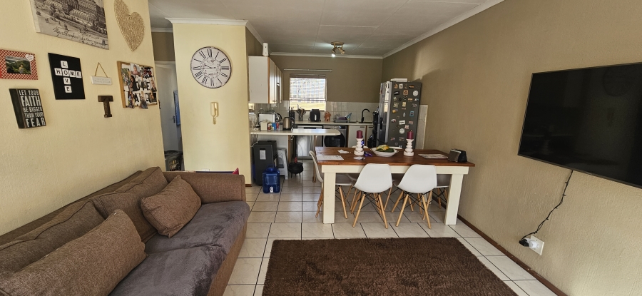 2 Bedroom Property for Sale in Meyersdal Gauteng