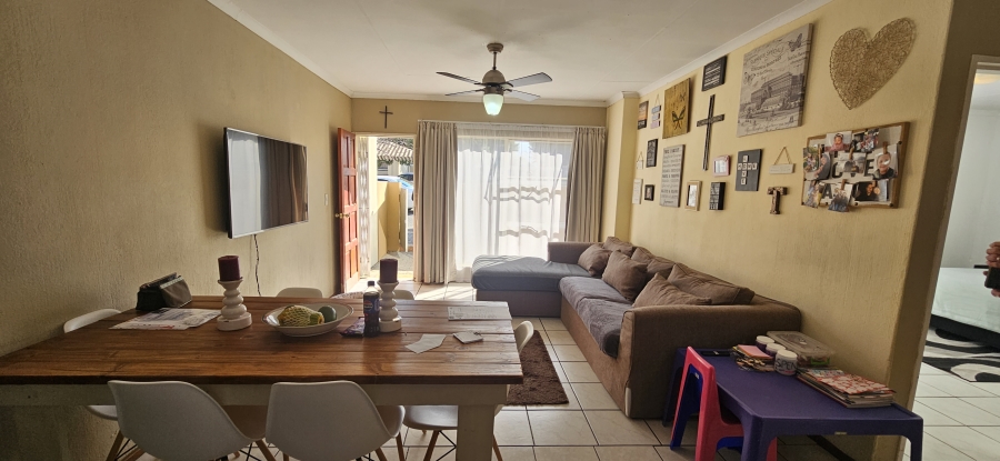 2 Bedroom Property for Sale in Meyersdal Gauteng