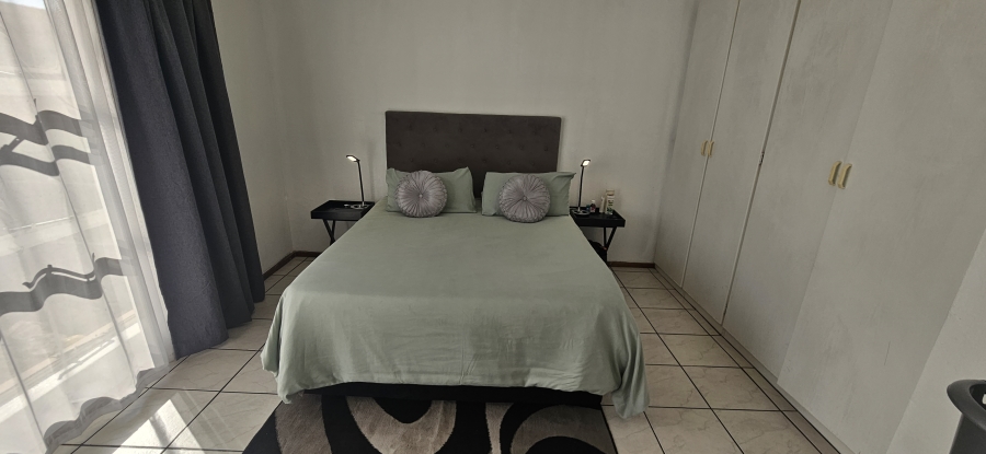 2 Bedroom Property for Sale in Meyersdal Gauteng