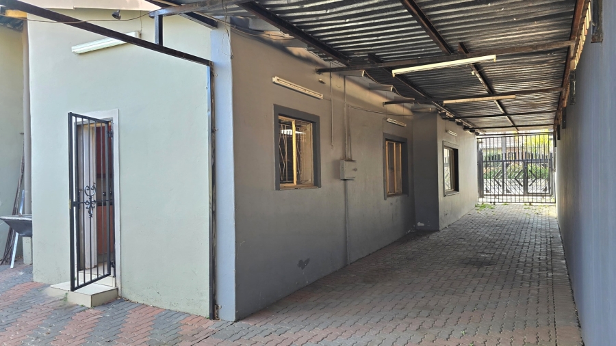 3 Bedroom Property for Sale in Laudium Ext 1 Gauteng