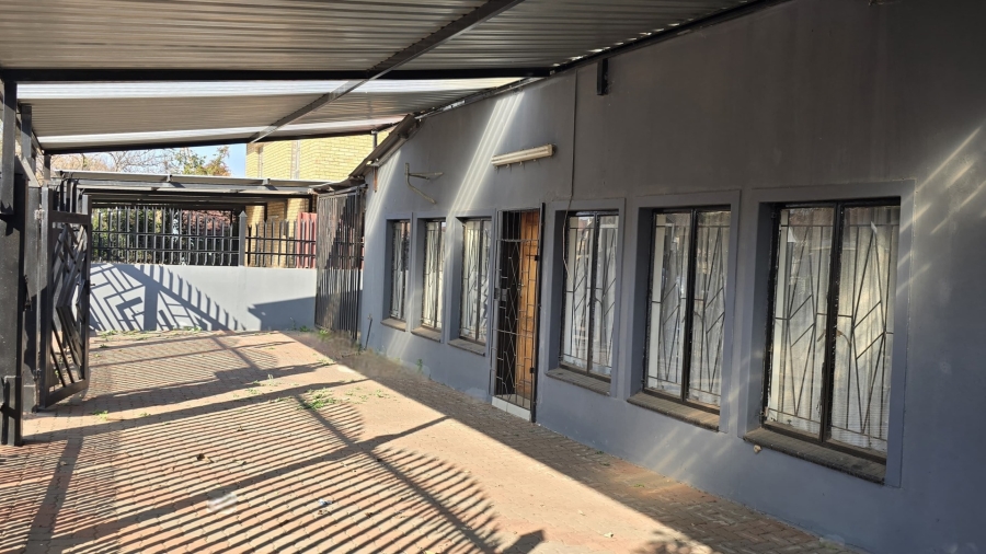 3 Bedroom Property for Sale in Laudium Ext 1 Gauteng
