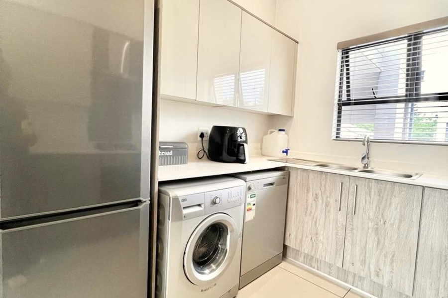2 Bedroom Property for Sale in Broadacres Gauteng