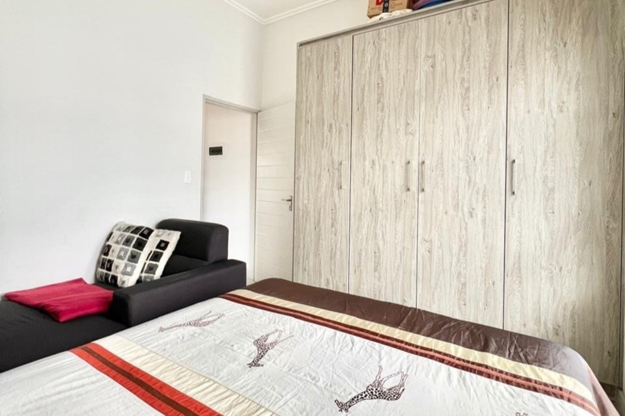 2 Bedroom Property for Sale in Broadacres Gauteng