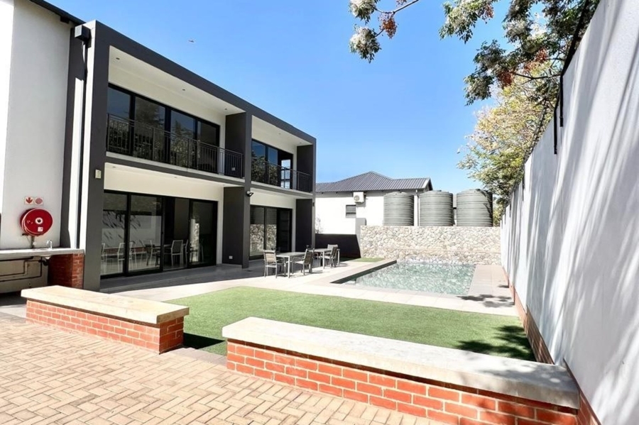 2 Bedroom Property for Sale in Broadacres Gauteng