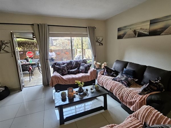3 Bedroom Property for Sale in Brackenhurst Gauteng