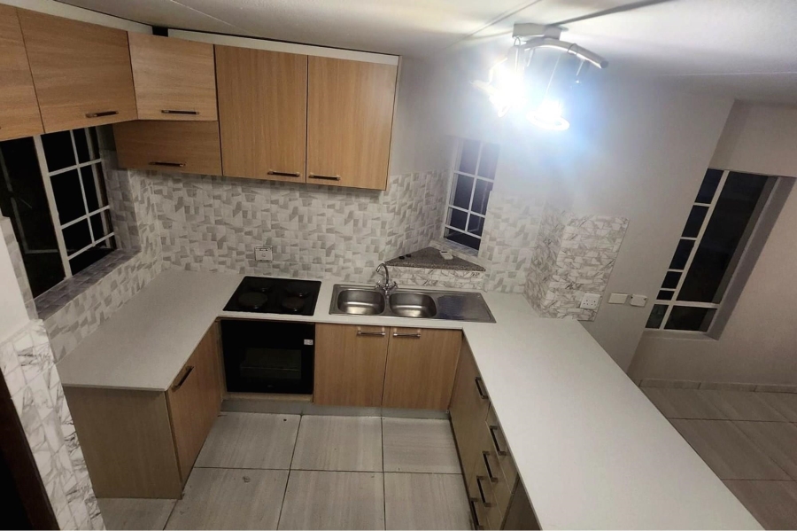 To Let 3 Bedroom Property for Rent in Kosmosdal Gauteng