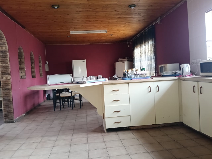 11 Bedroom Property for Sale in Hillshaven Gauteng