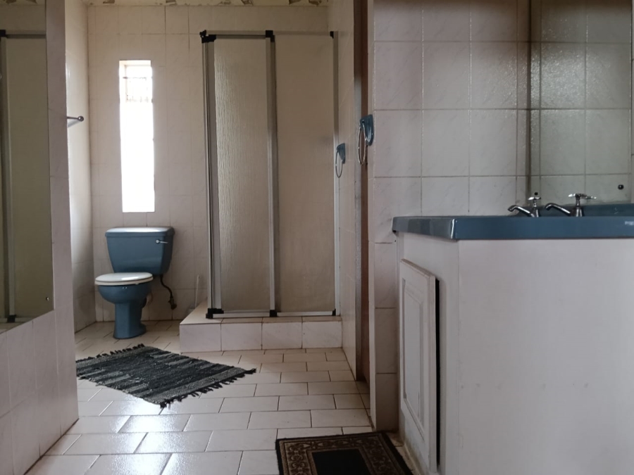 11 Bedroom Property for Sale in Hillshaven Gauteng