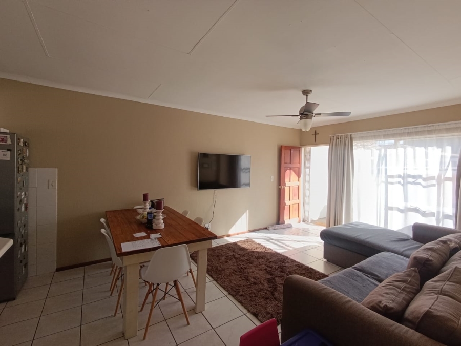 2 Bedroom Property for Sale in Meyersdal Gauteng
