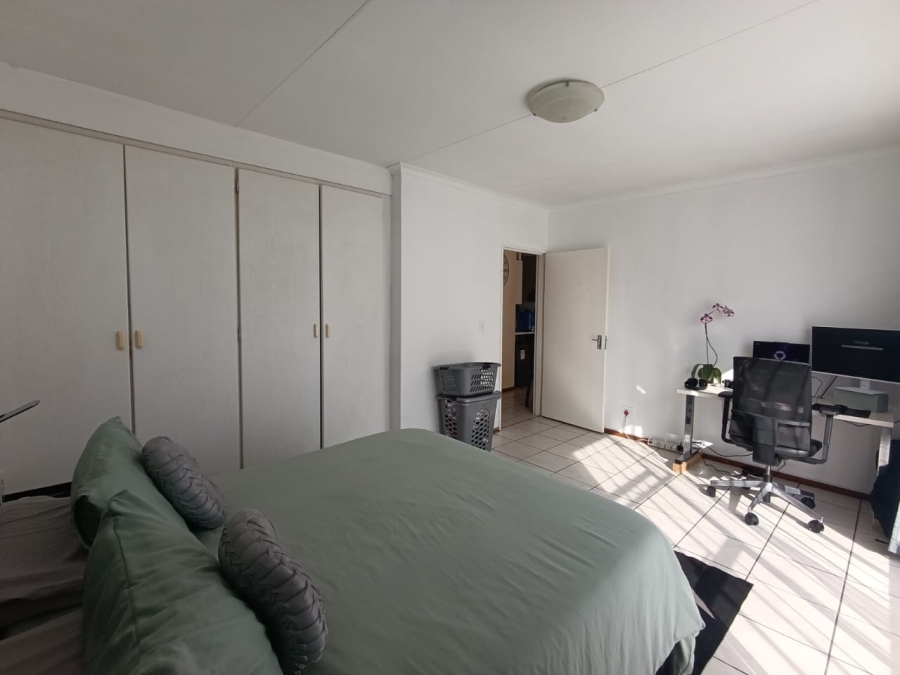 2 Bedroom Property for Sale in Meyersdal Gauteng