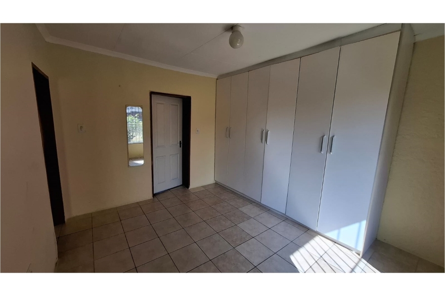 To Let 1 Bedroom Property for Rent in President Park Gauteng