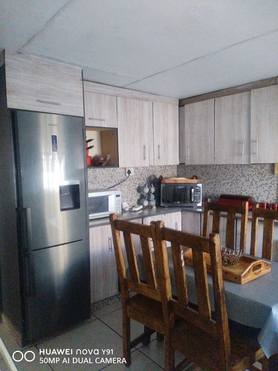 3 Bedroom Property for Sale in Kwa Thema Gauteng