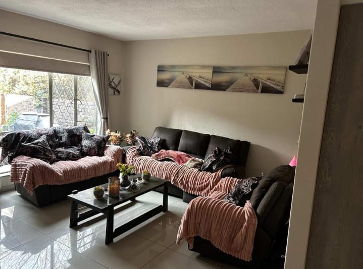 3 Bedroom Property for Sale in Brackenhurst Gauteng