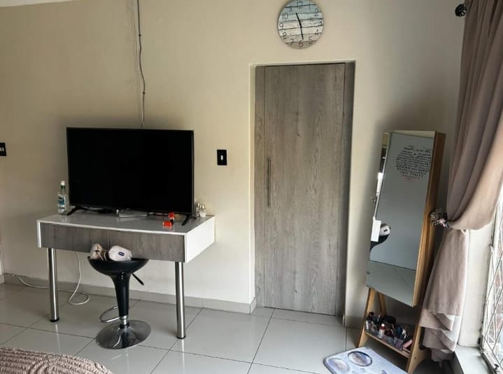 3 Bedroom Property for Sale in Brackenhurst Gauteng