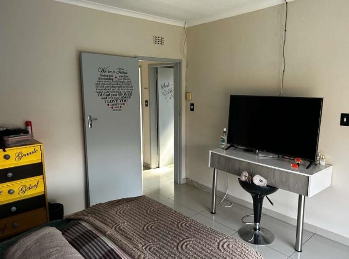 3 Bedroom Property for Sale in Brackenhurst Gauteng