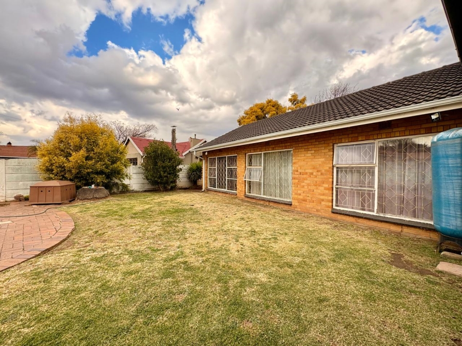 3 Bedroom Property for Sale in Dalpark Proper Gauteng