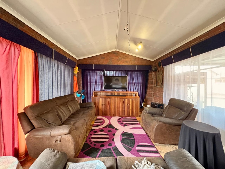 3 Bedroom Property for Sale in Dalpark Proper Gauteng