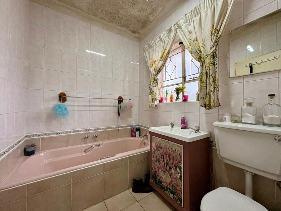 3 Bedroom Property for Sale in Dalpark Proper Gauteng
