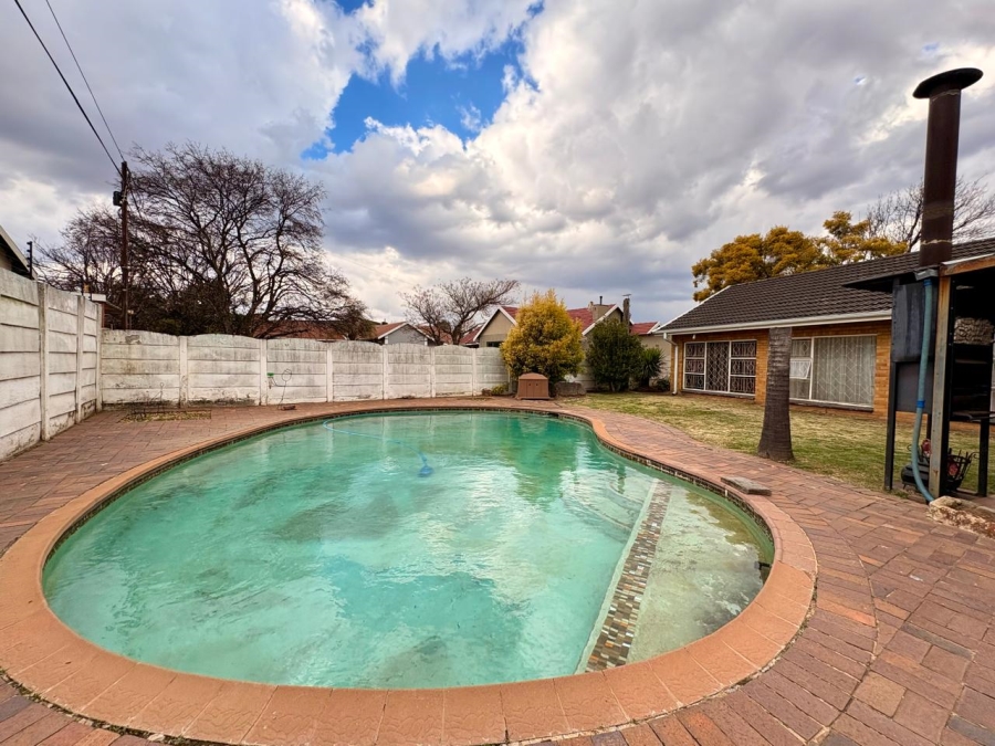 3 Bedroom Property for Sale in Dalpark Proper Gauteng